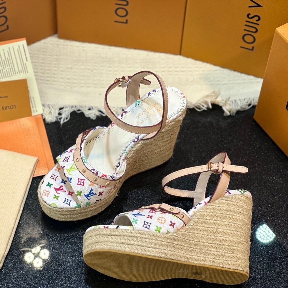 L0vis Vvtt0n X Takashi Murakami Helios Wedge Sandal White 1Agyx0