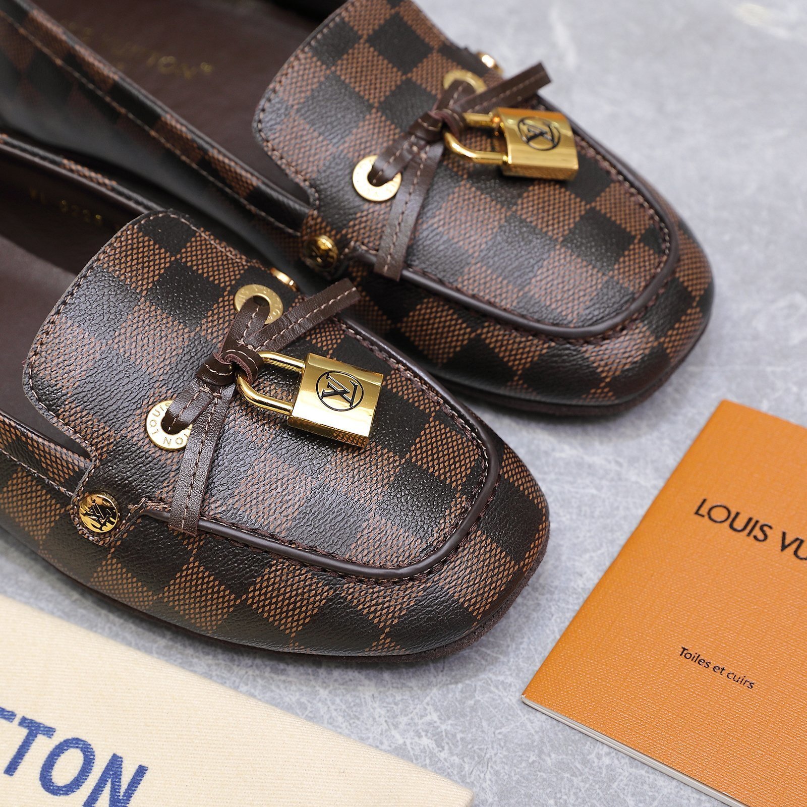 L0vis Vvtt0n Flore Car Shoe Ebene 1Aifef