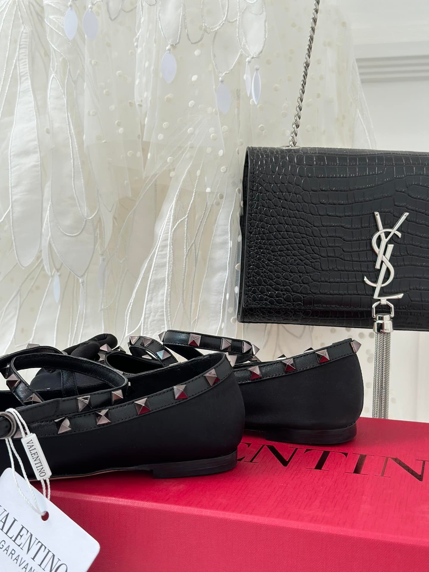 Va1e*ntin0 Garavani Rockstud Satin Ballerinas With Tone On Tone Studs Black 3W2S0Hb6Eql 0No