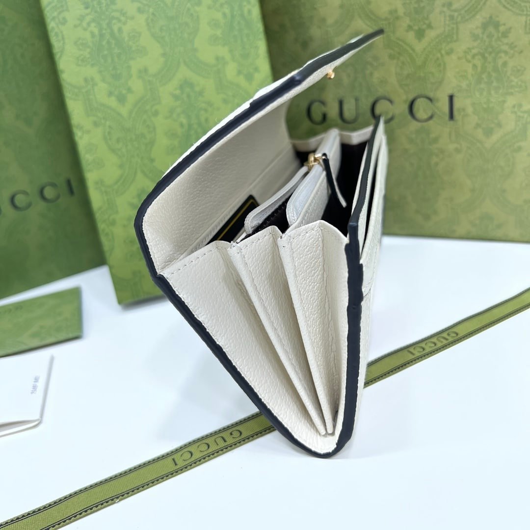 Gvc*1 Ophidia Ukmdg Wallet White 19Cm 523153 Ukmdg 2570