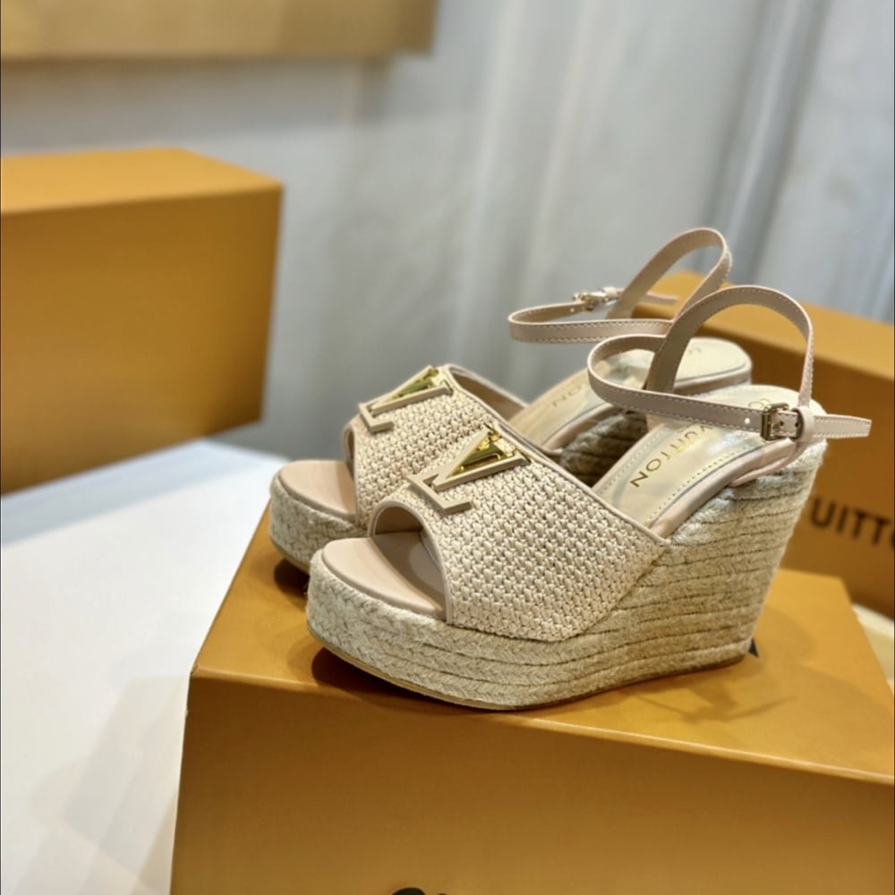 L0vis Vvtt0n Mare Wedge Sandals Natural Beige 1Ahlm0