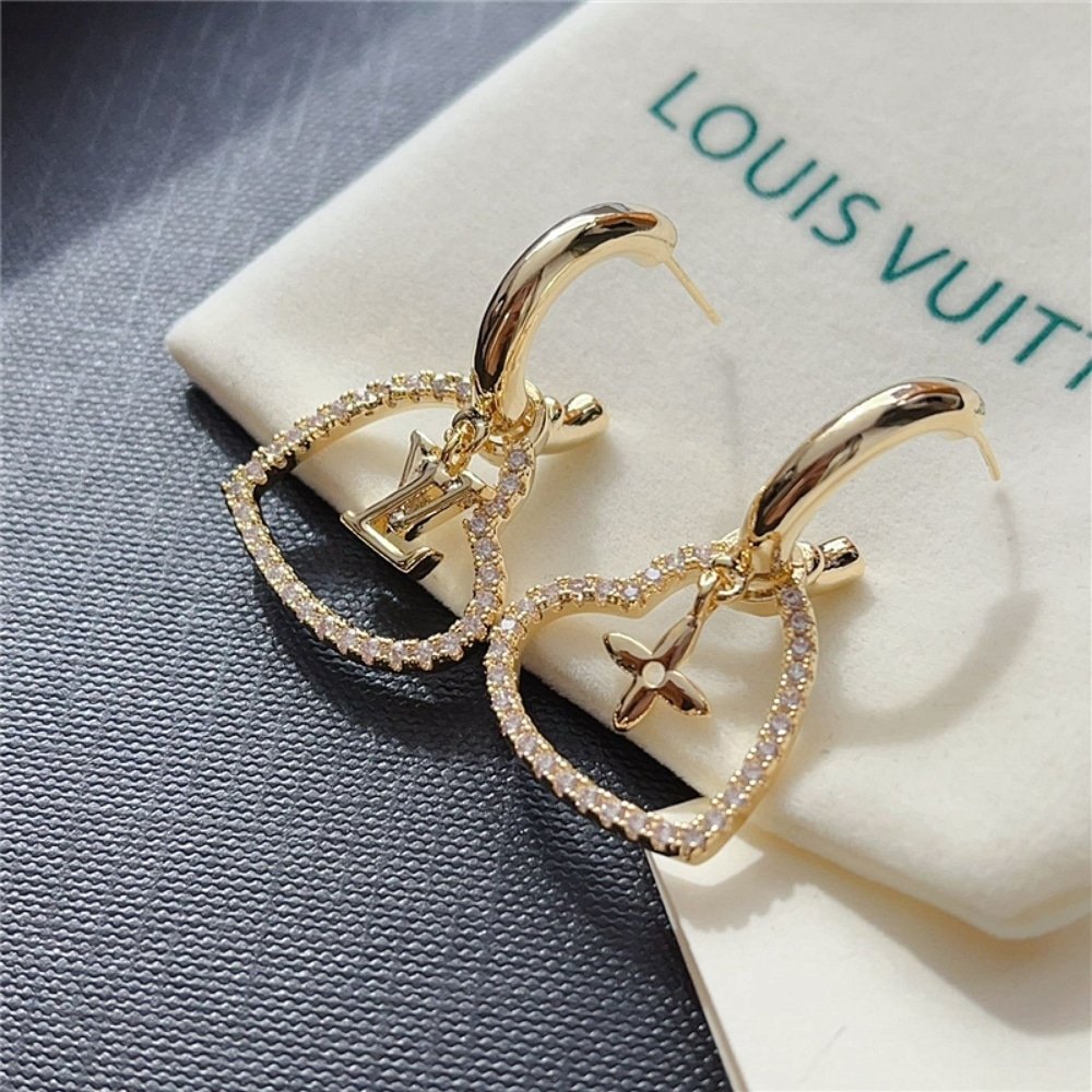 L0vis Vvtt0n Heart Earrings White M02308