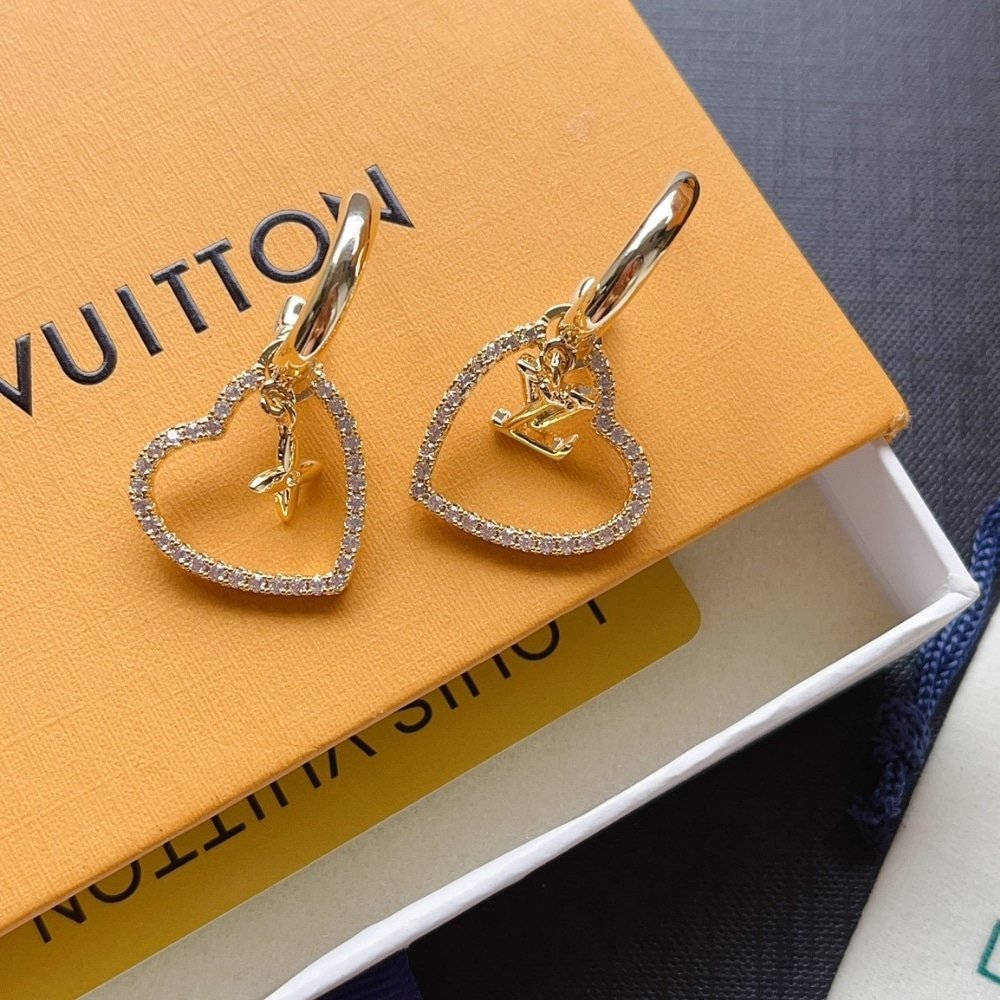 L0vis Vvtt0n Heart Earrings White M02308
