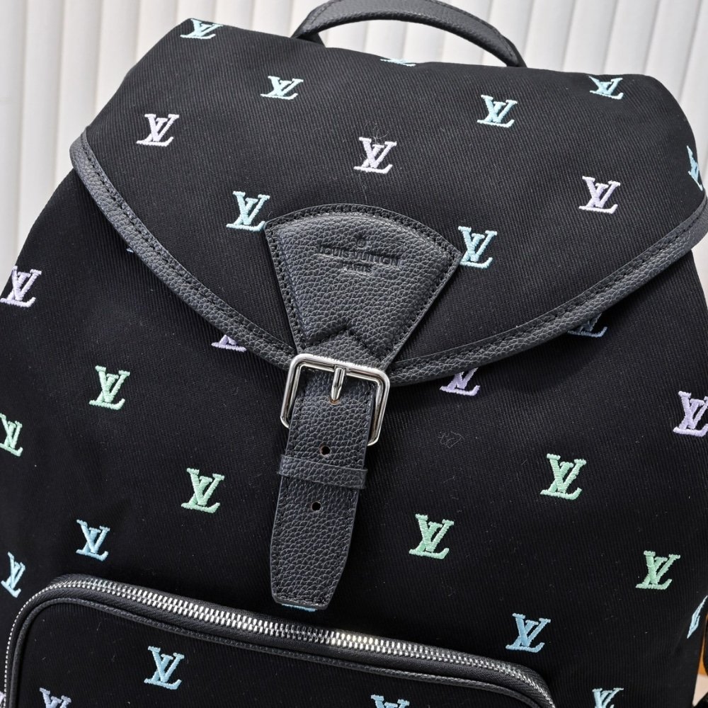 L0vis Vvtt0n Montsouris Backpack Black 40Cm M14135