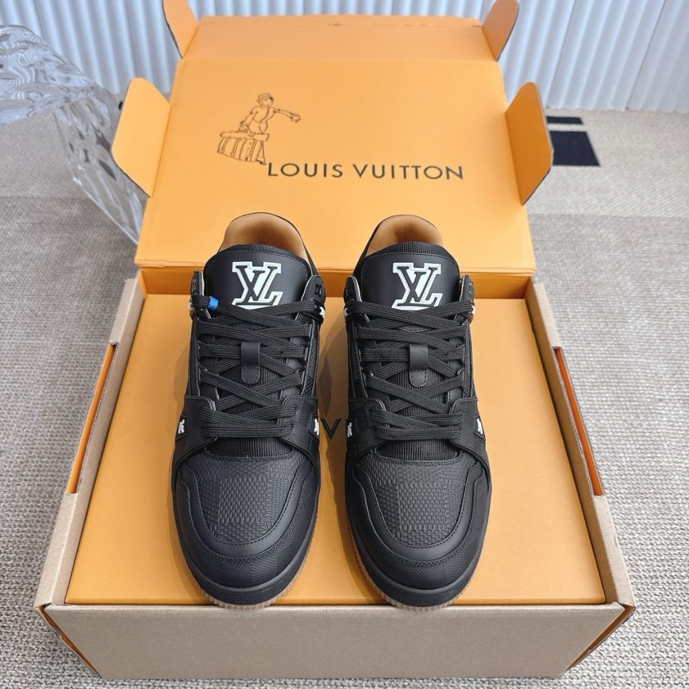 L0vis Vvtt0n Lv Trainer Sneaker Black 1Ahtt2