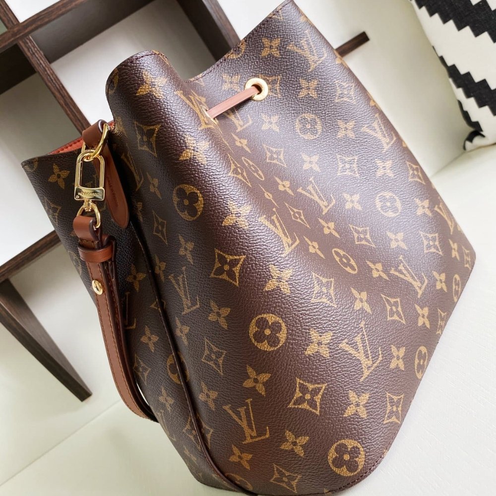 L0vis Vvtt0n Néonoé Mm Caramel Brown 26Cm M44887