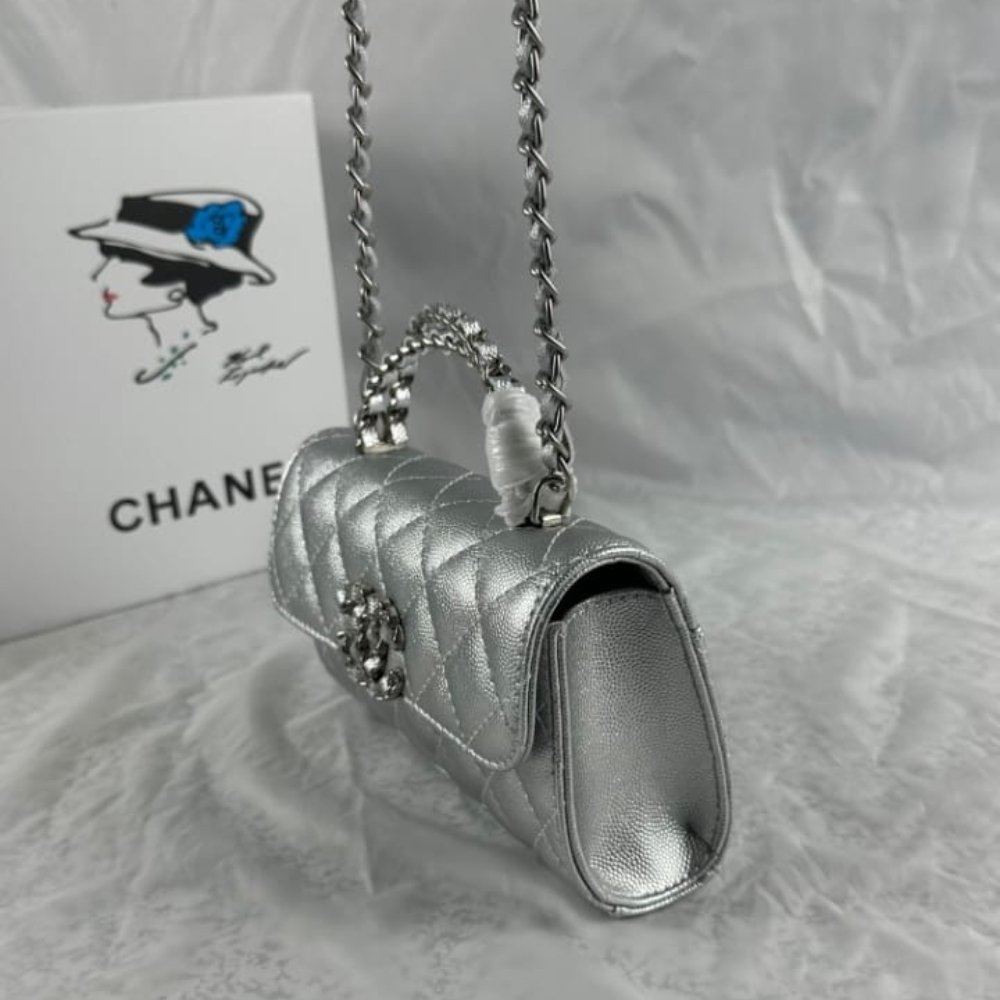 Ch**el 23P Clutch With Chain Bag Grained Leather Silver 18cm