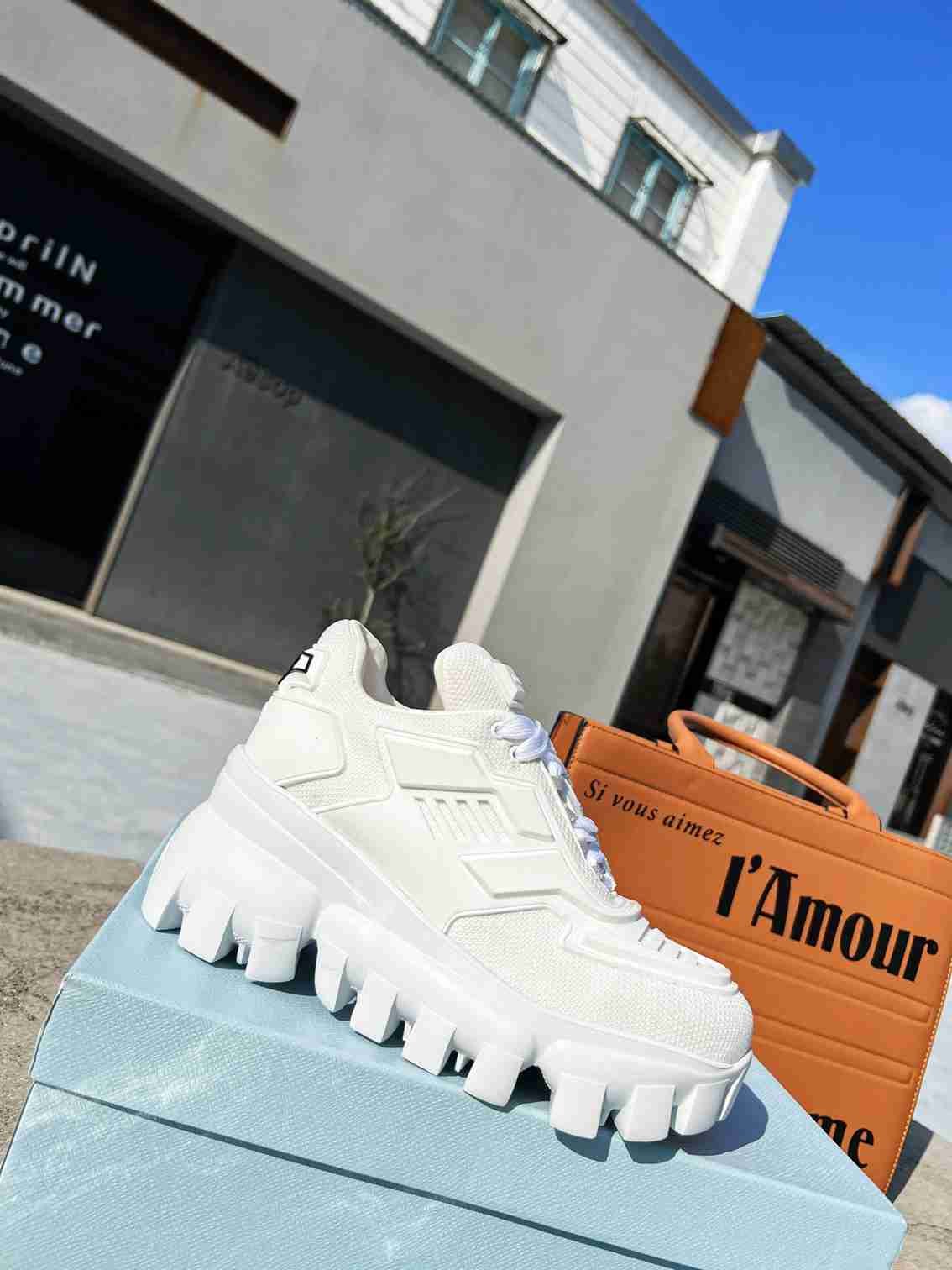 Pra*a Cloudbust Thunder Sneakers White 1E819L3Kr2F0009F050