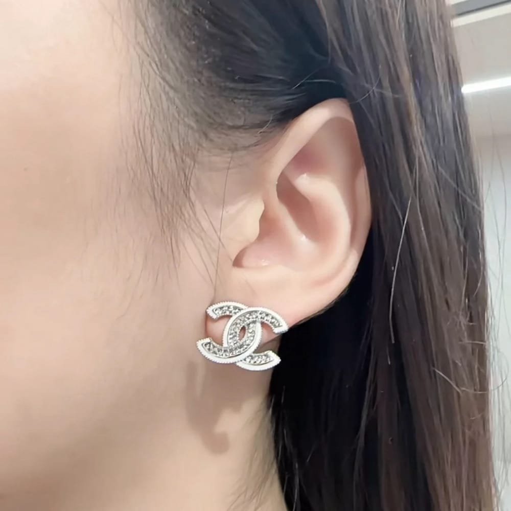 Ch**el Stud Earrings Silver White And Crystal Abe867 B19263 Naddv
