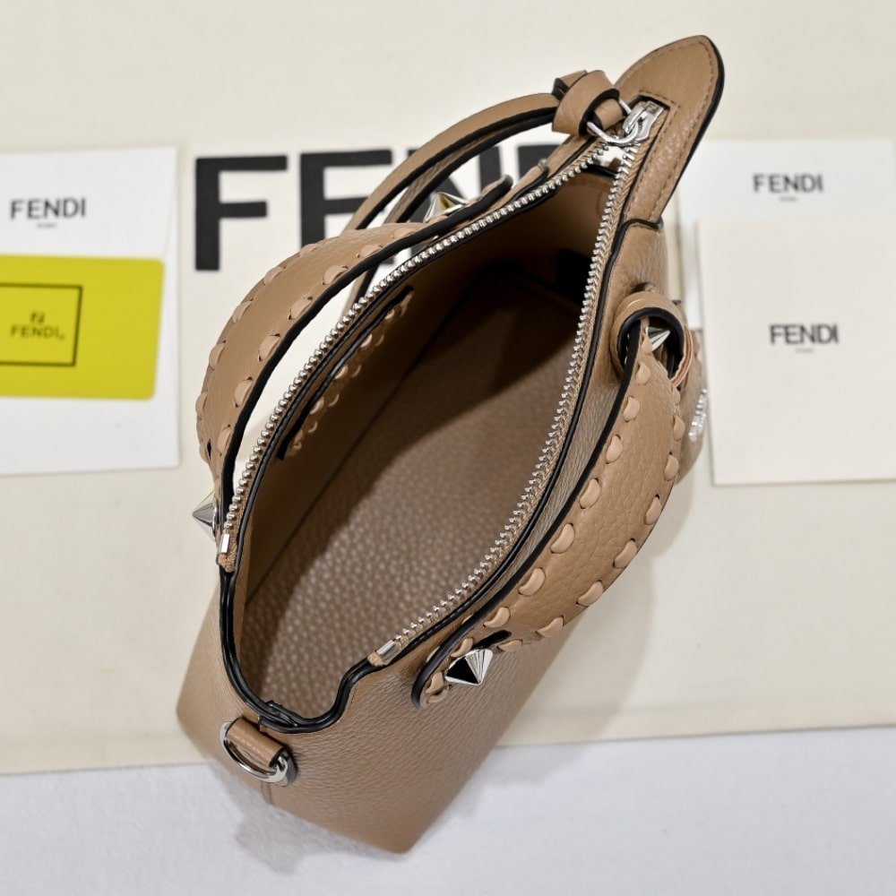 F**di By The Way Selleria Medium Beige 20Cm 8Bl155Asu2F0Emr