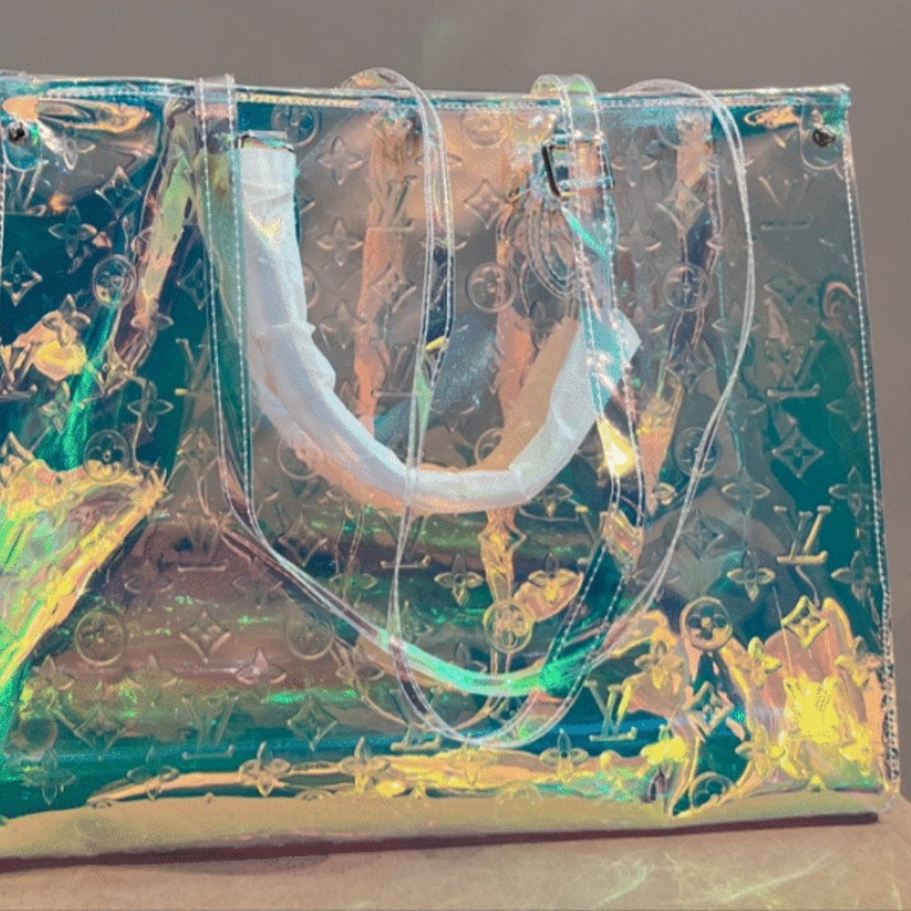 L0vis Vvtt0n Monogram Pvc Prism On The Go 35Cm