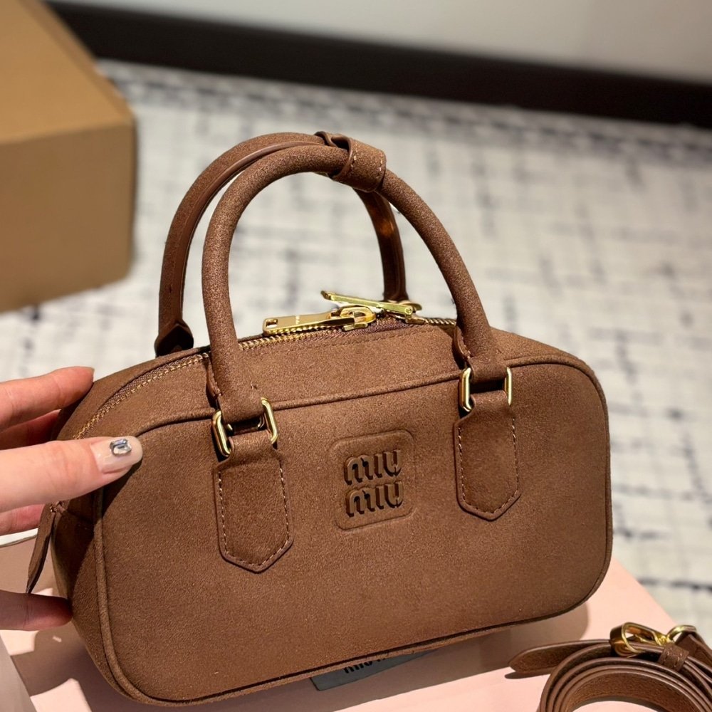 M1um1u Arcadie Padded Suede Top Handle Bag Cocoa Brown 23Cm 5Bb142 2Cs4 F0324 V Oon