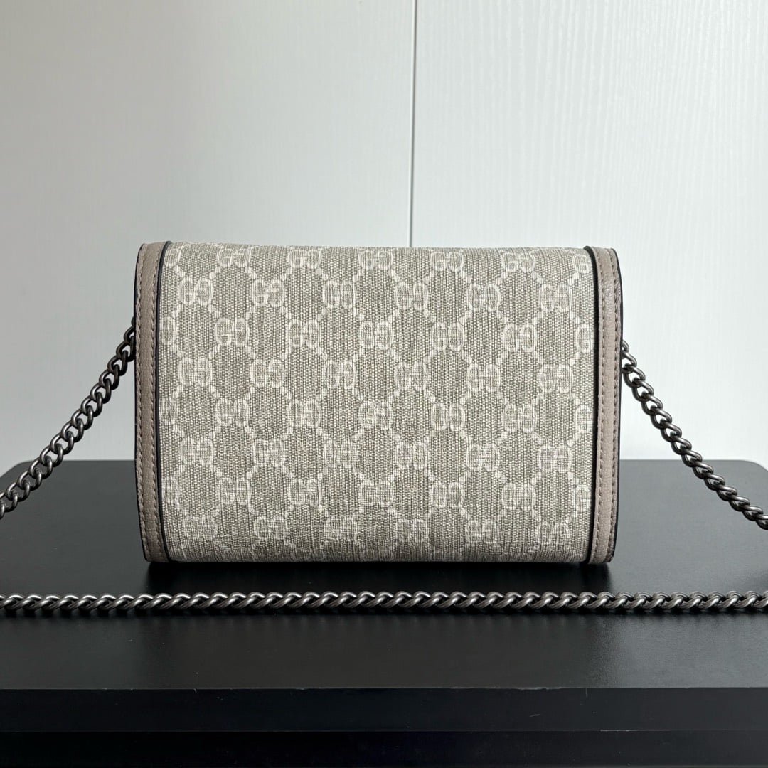 Gvc*1 Dionysus Chain Wallet Beige 20Cm 401231 Uulbn 9683