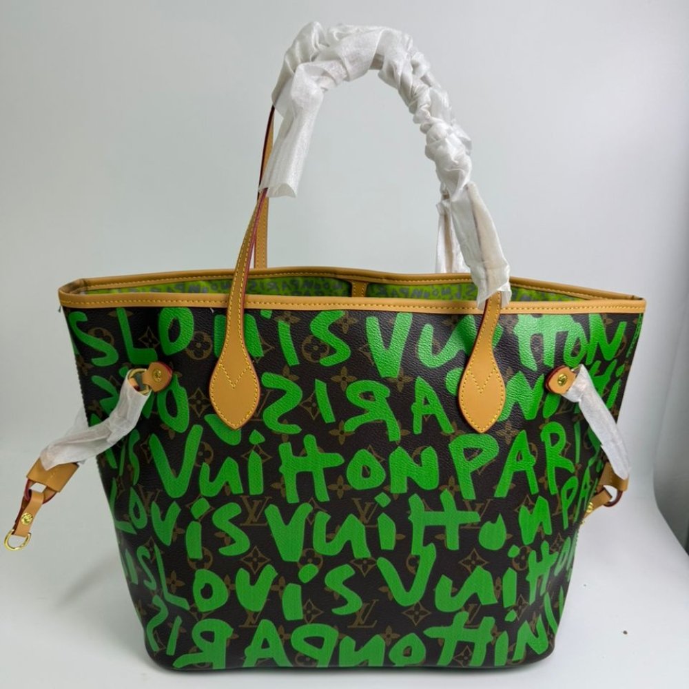 L0vis Vvtt0n Neverfull Mm Tote Bag Monogram Graffiti Green 33Cm M93703