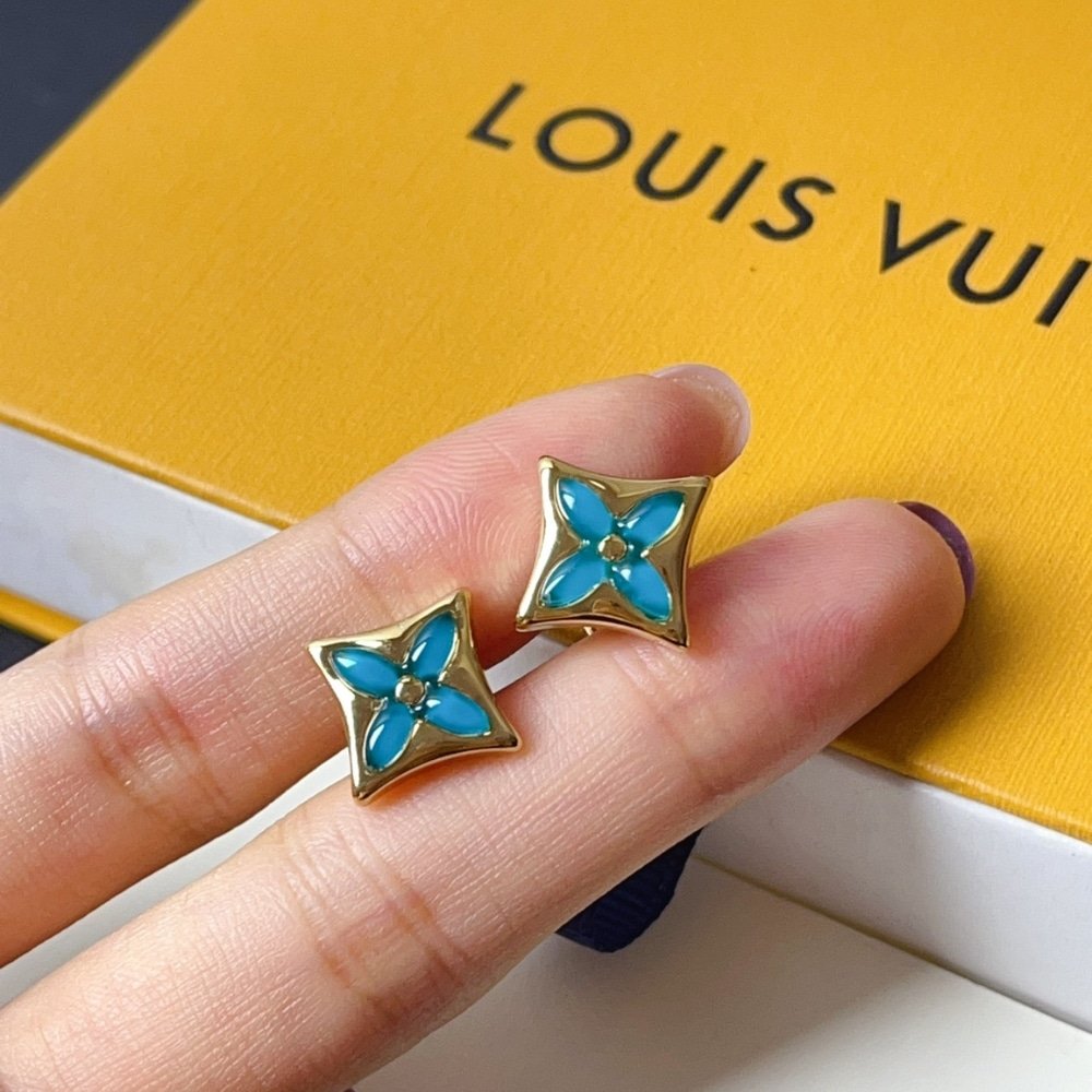 L0vis Vvtt0n Color Blossom Bb Star Ear Stud Yellow Gold Q16641