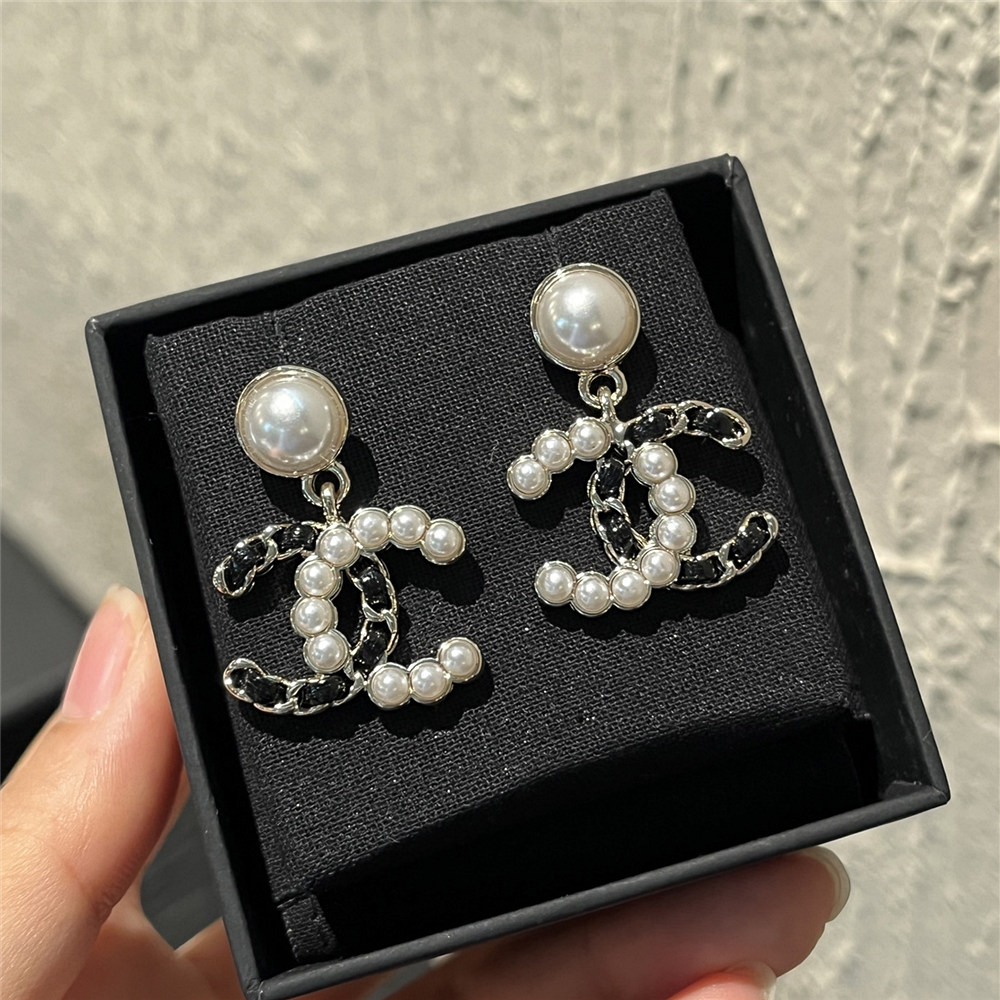 Ch**el Stud Earrings Black And Pears Abg562 B22261 U4399