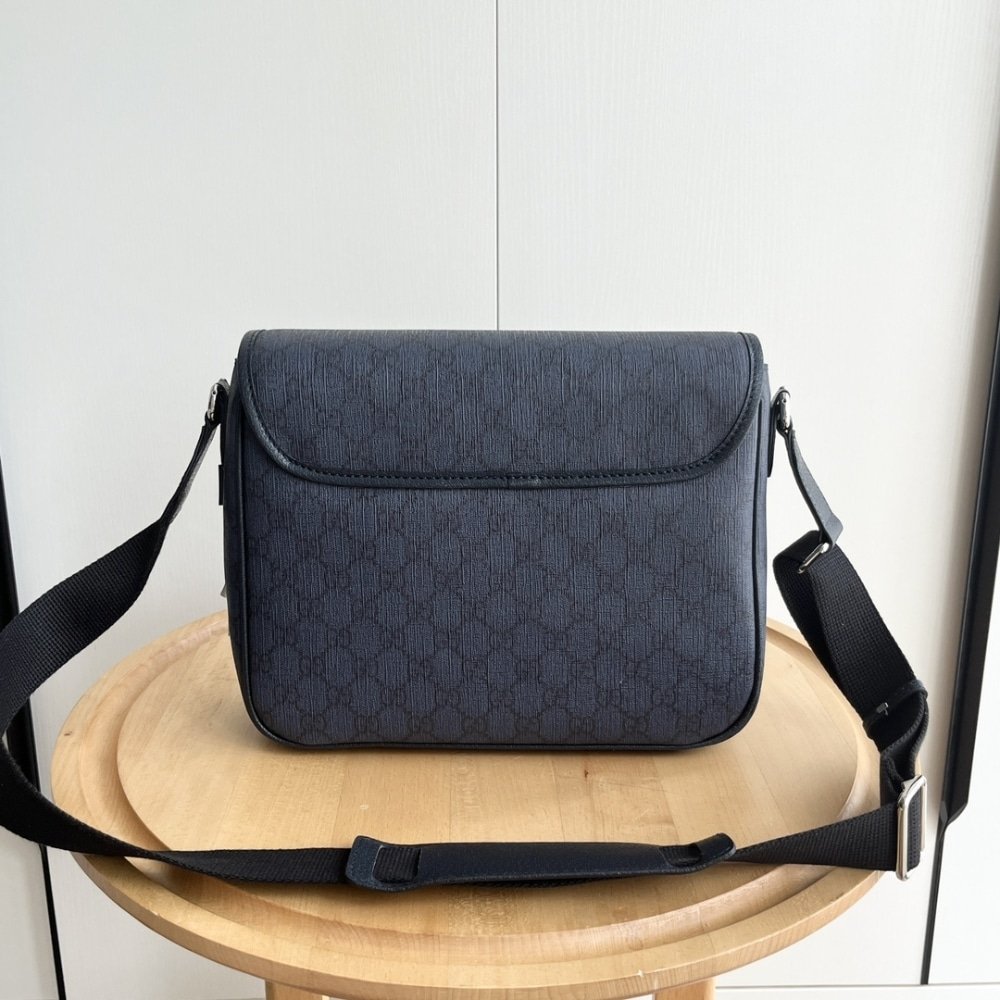 Gvc*1 Ophidia Medium Messenger Bag Dark Blue 28Cm 761741 Facjy 8441
