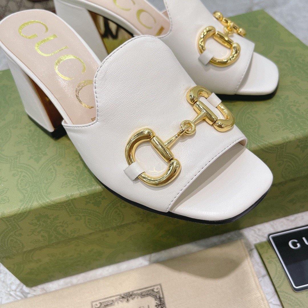Gvc*1 Women’S Slide Sandal With Horsebit White 655412 Bko00 9022