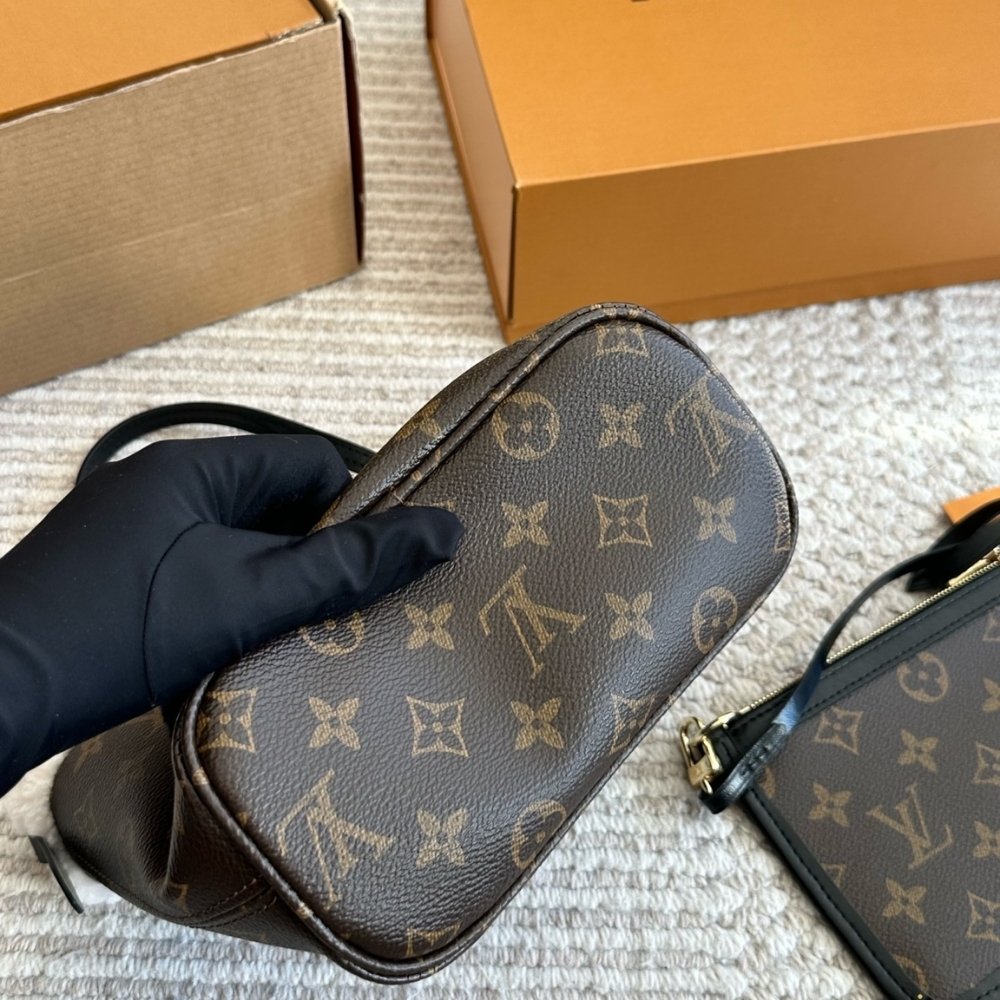 L0vis Vvtt0n Neverfull Bandoulière Inside Out BB Monogram Brown 26Cm M26315