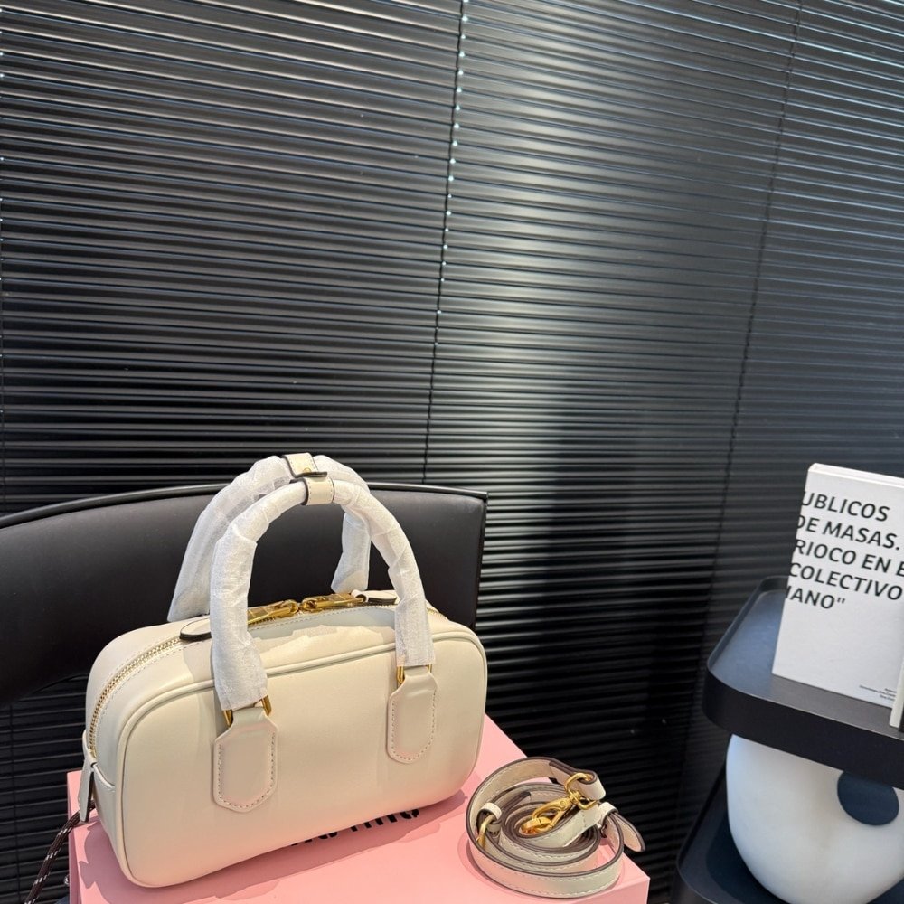 M1um1u Arcadie Bag Chalk White 22Cm 5Bb142 Acr3 F0K74 V Oon
