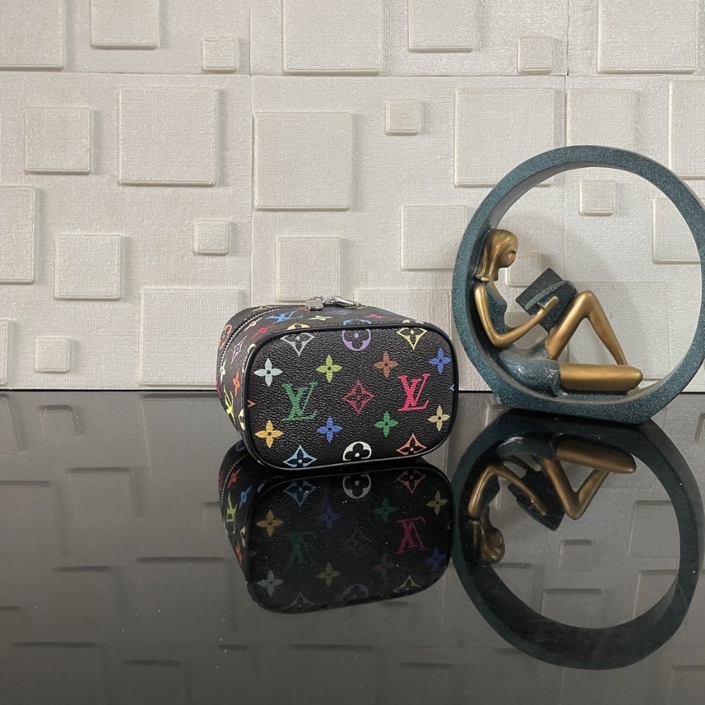 [S*per Vip 1:1] L0vis Vvtt0n X Murakami Nice Nano Bag Black 14Cm M14033
