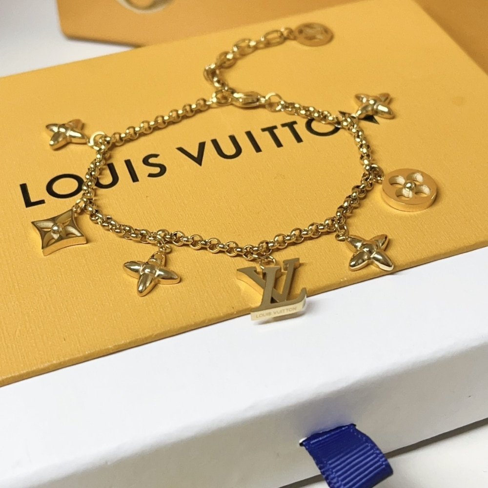 L0vis Vvtt0n Lv Iconic Charms Bracelet Gold M1376A