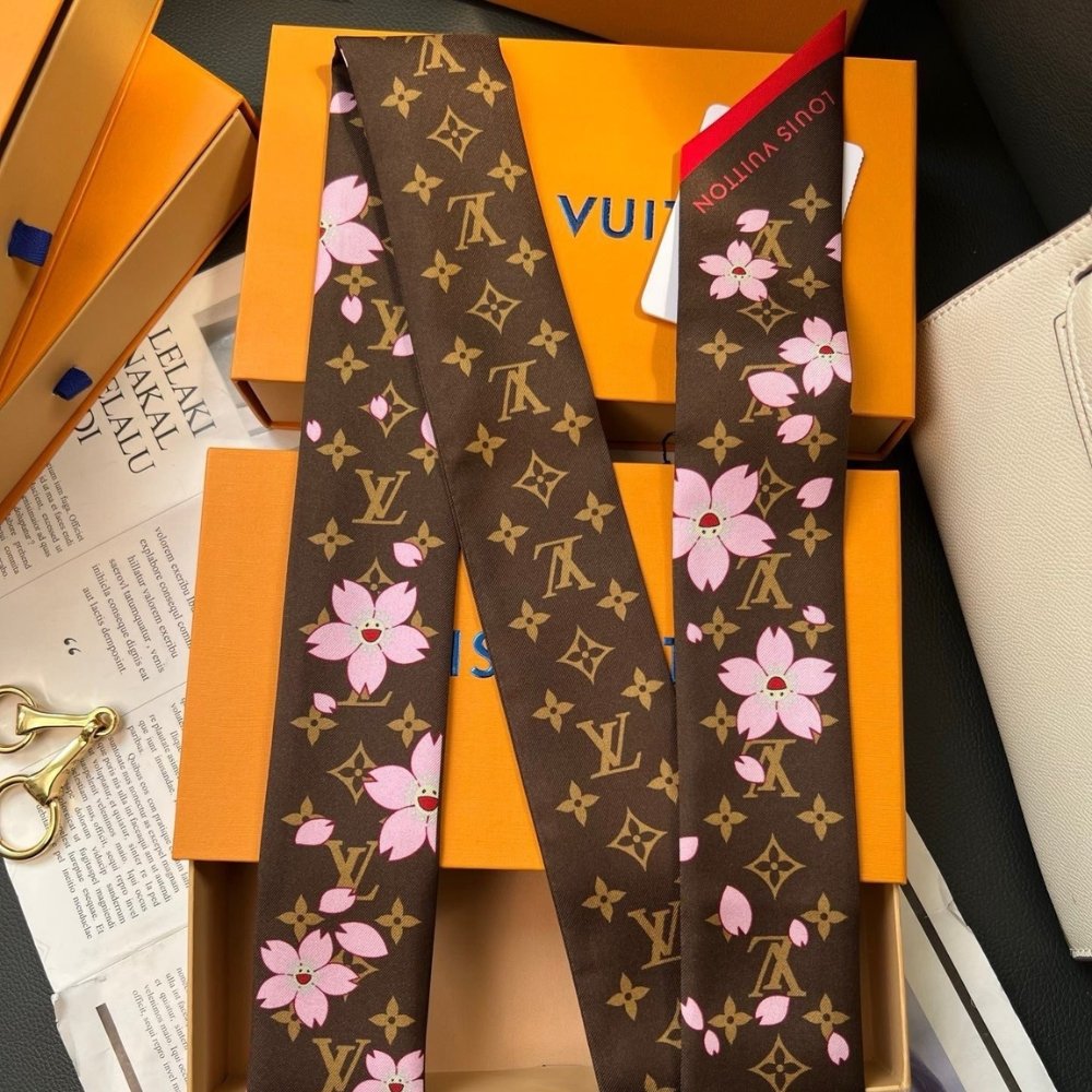 L0vis Vvtt0n X Takashi Murakami Monogram Cherry Blossom Bandeau Bb In Tan 120Cm M96084