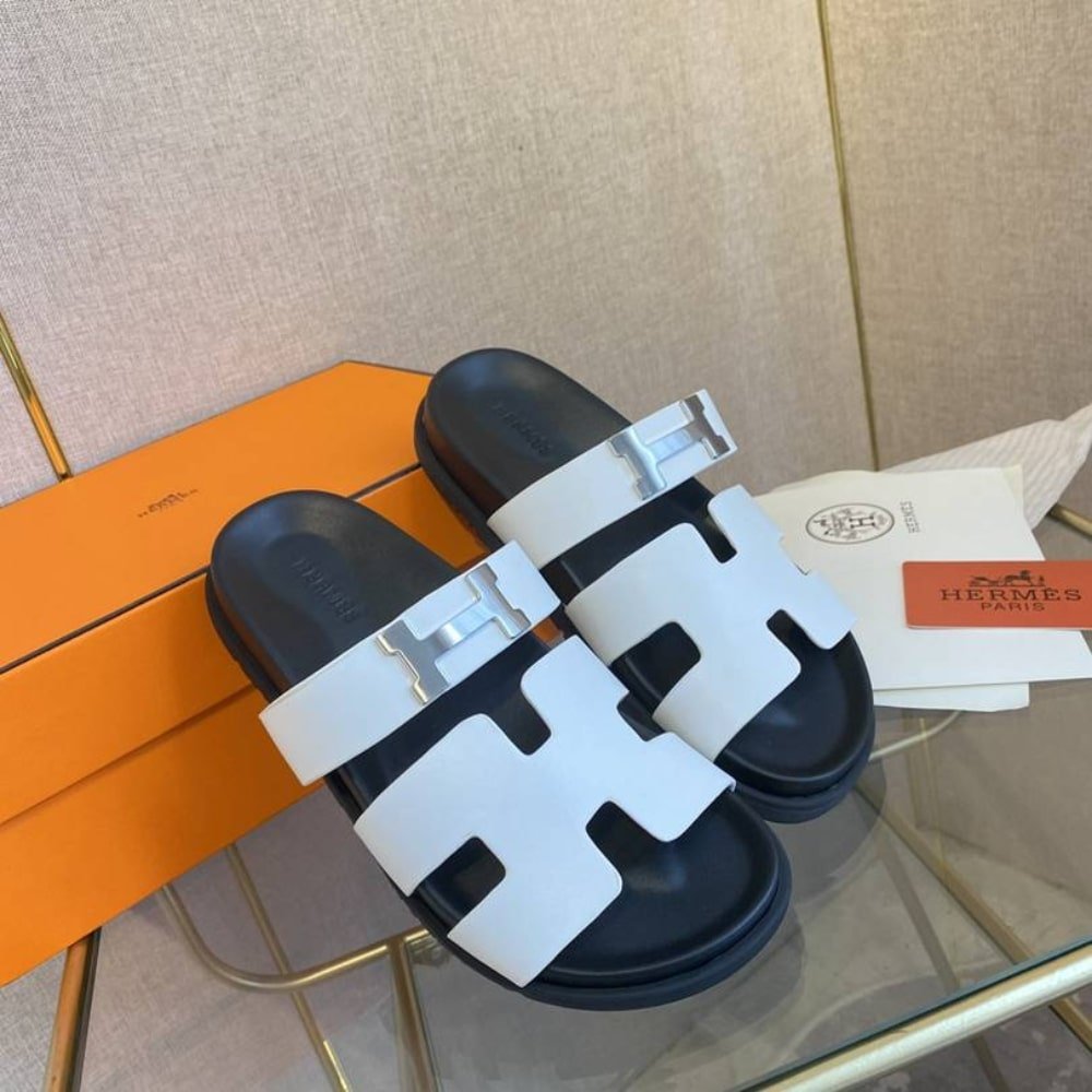 H**me5 Chypre Sandal H Logo Silver Hardware White