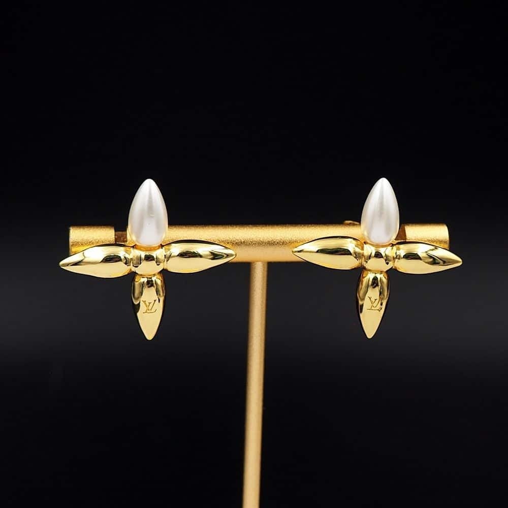 L0vis Vvtt0n L0visette Earrings Gold And Pearly White M00950