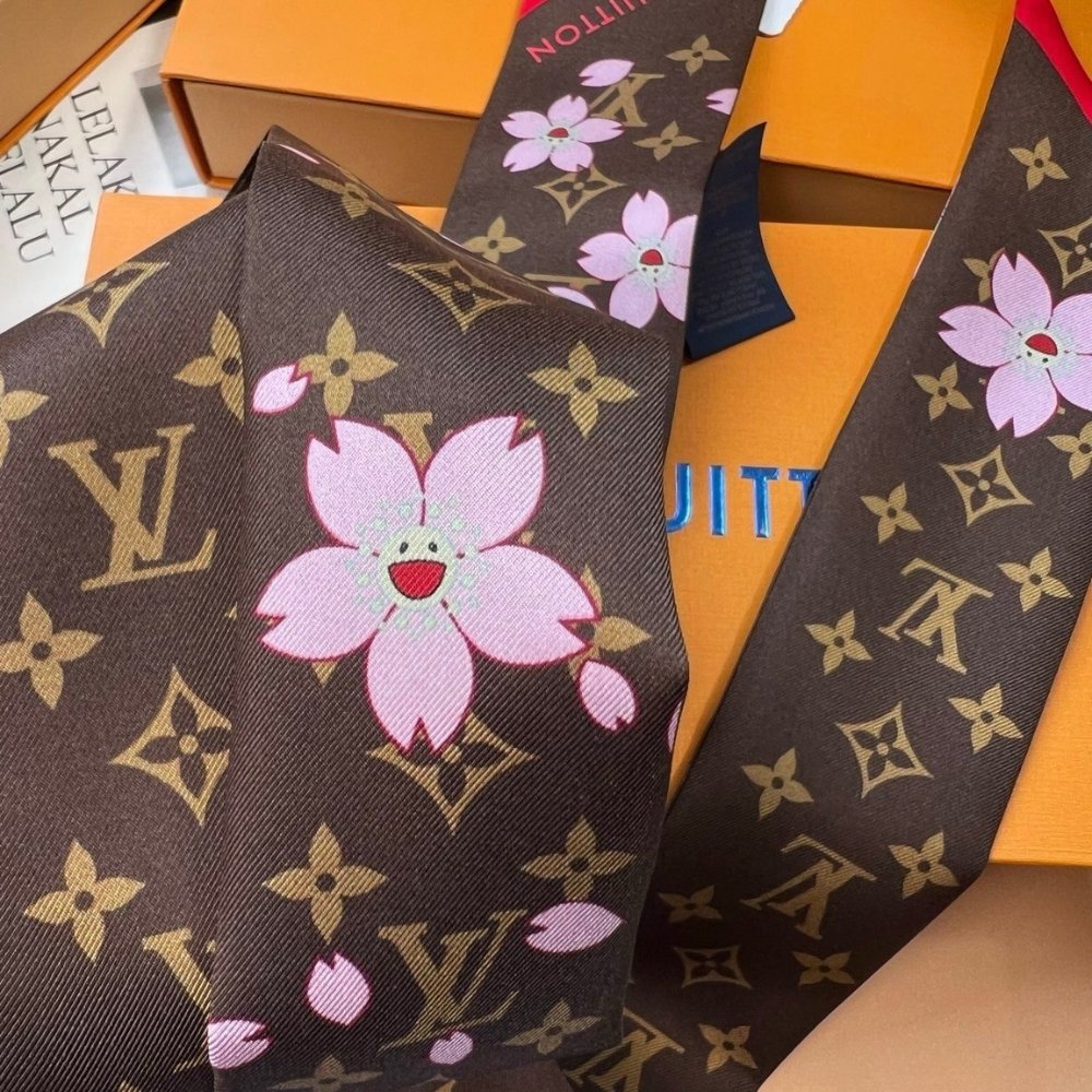 L0vis Vvtt0n X Takashi Murakami Monogram Cherry Blossom Bandeau Bb In Tan 120Cm M96084