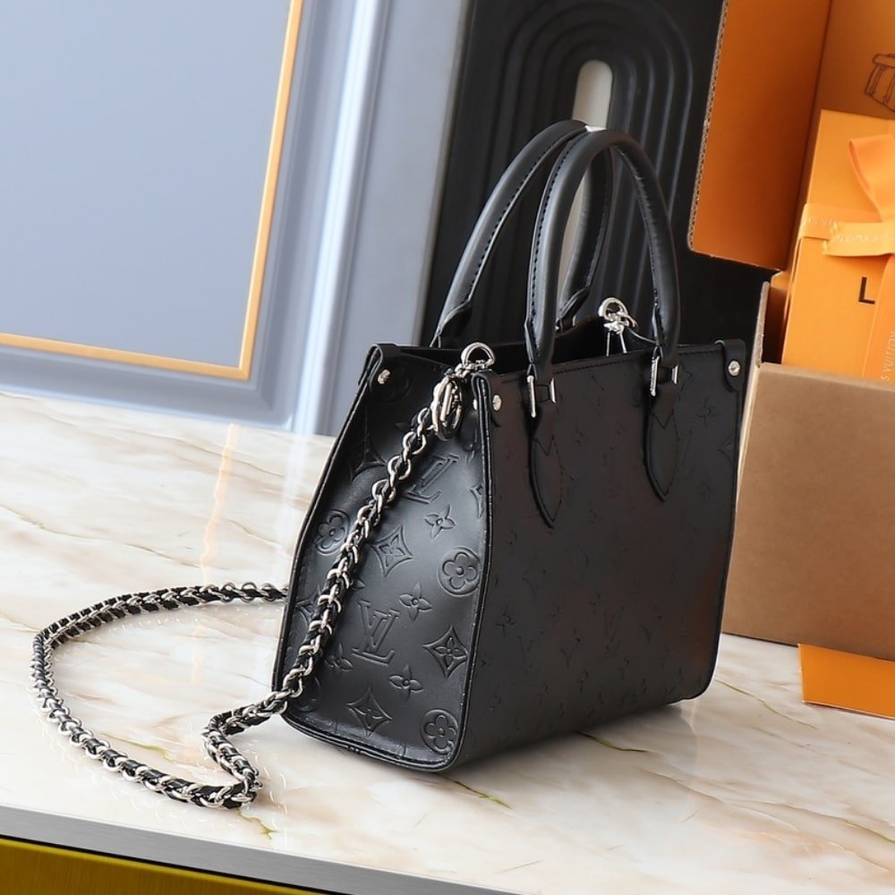 L0vis Vvtt0n Onthego PM Black 25Cm M14576