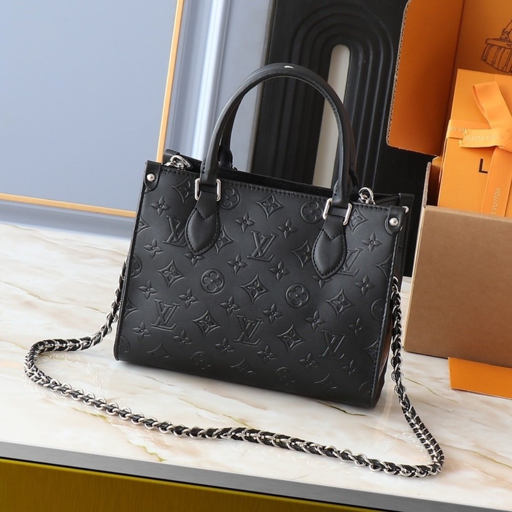 L0vis Vvtt0n Onthego PM Black 25Cm M14576