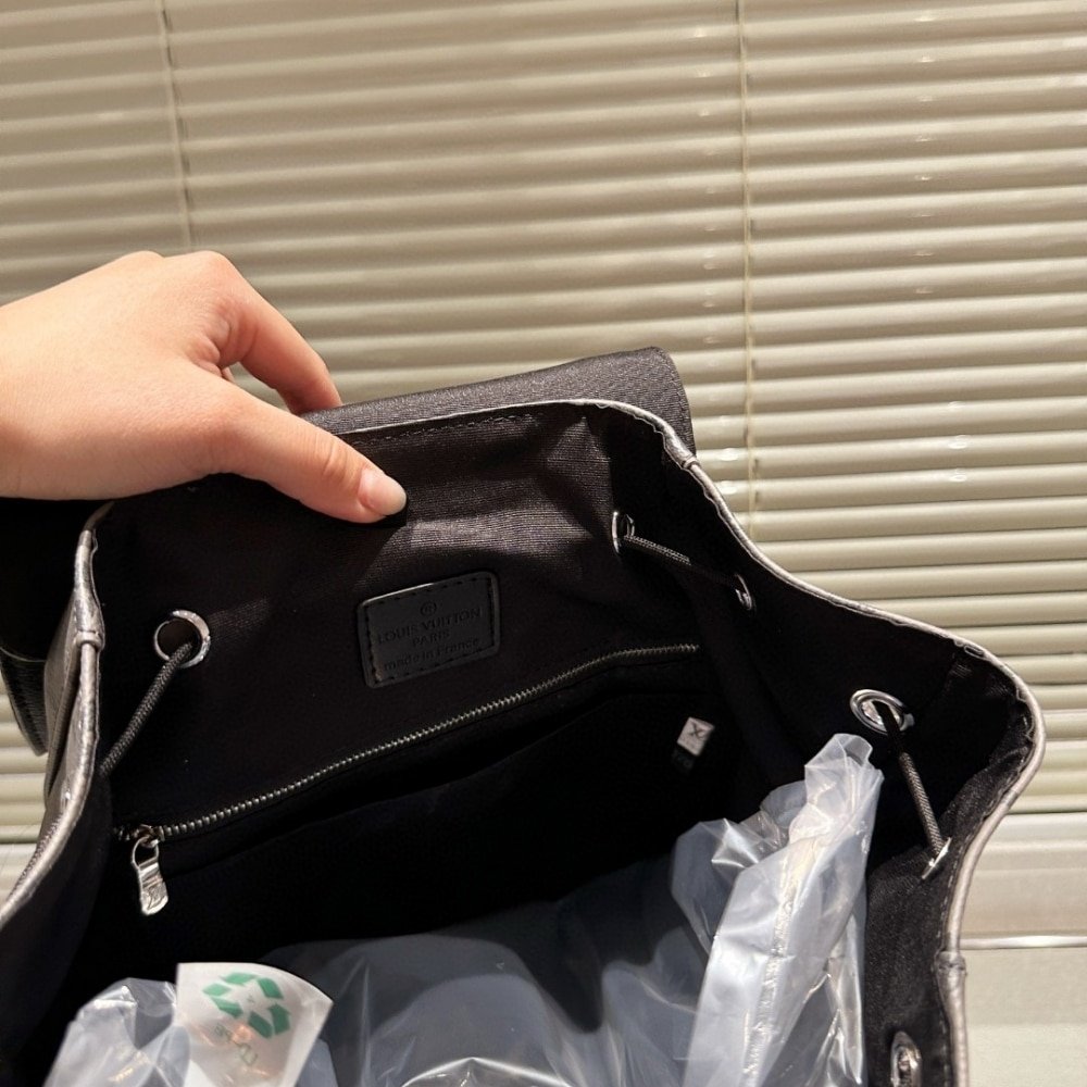 L0vis Vvtt0n Christopher MM Monogram Eclipse Black And Grey 44Cm M45419