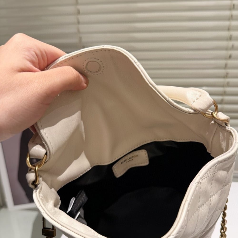 Sa1nt Lau*nt Gaby Bucket Bag White 17Cm