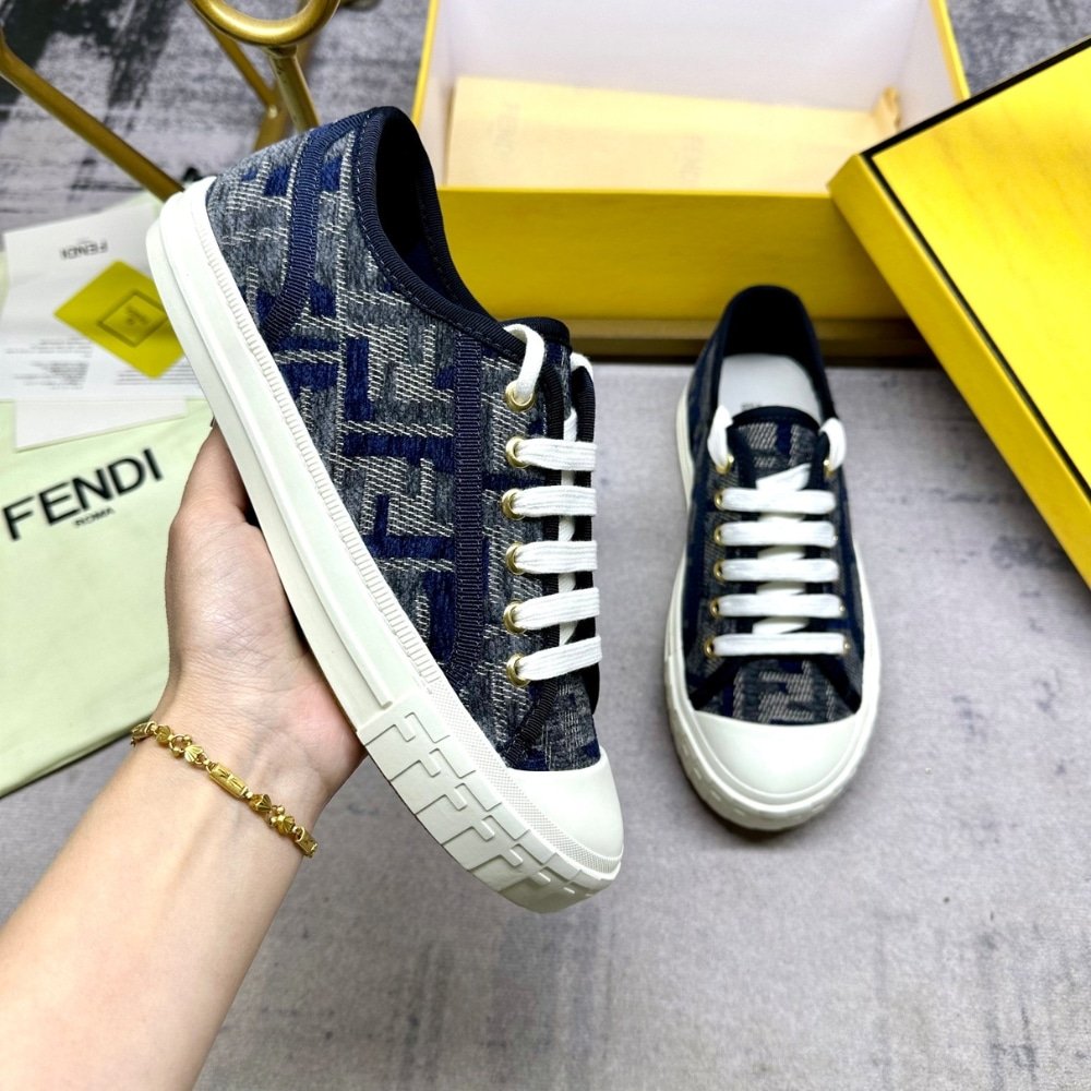 F**di Domino Ff Denim Low Top Sneaker Blue