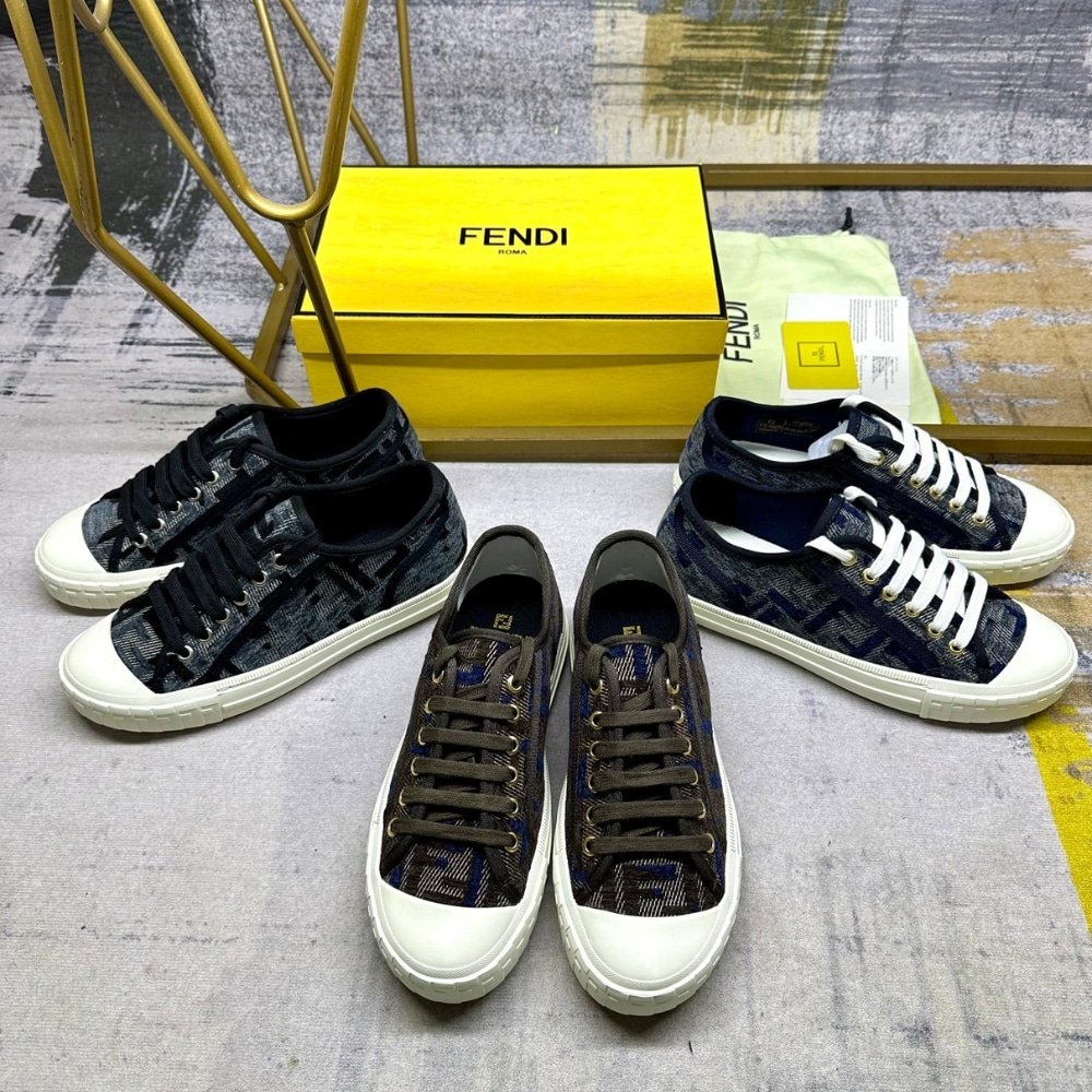 F**di Domino Ff Denim Low Top Sneaker Blue