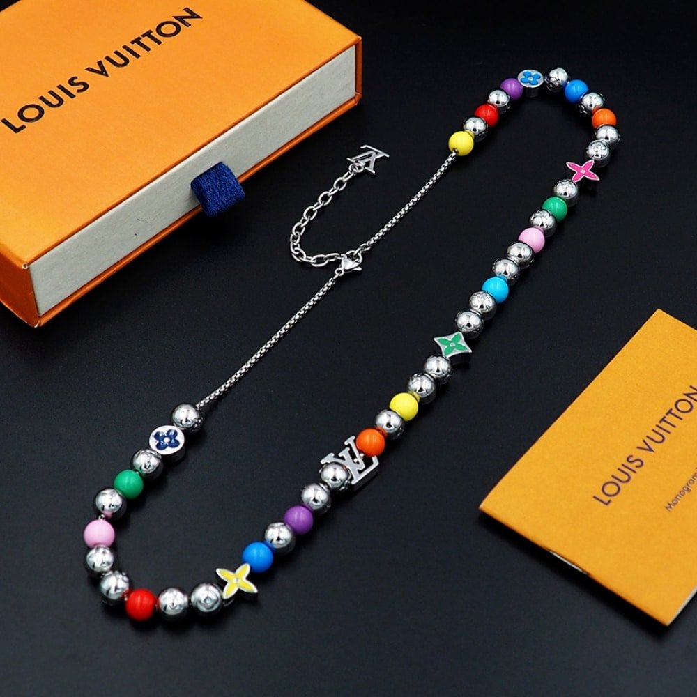 L0vis Vvtt0n Lv Candy Necklace M02729