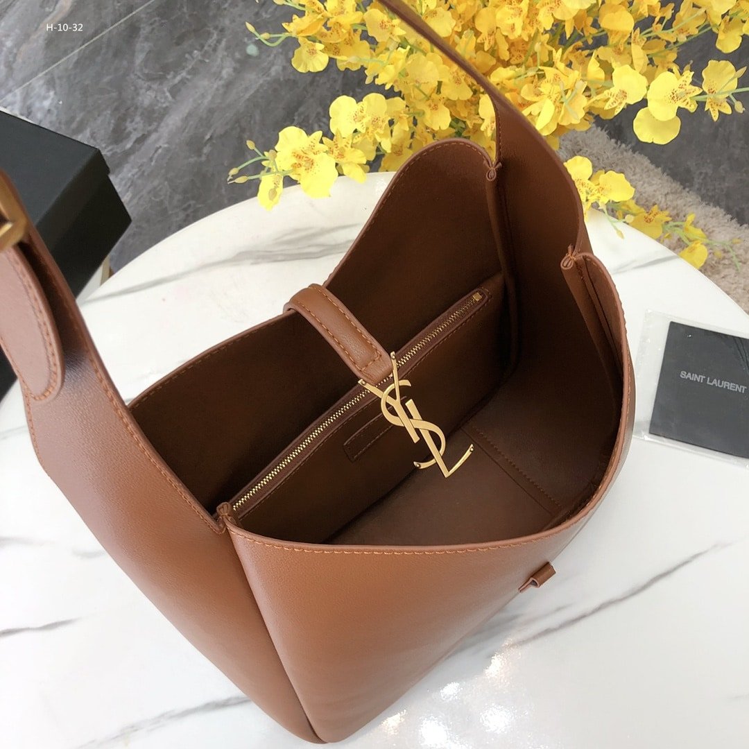 Sa1nt Lau*nt Le 5 À 7 S*pple Large In Grained Leather Brown 31Cm 713938Aaauq2536