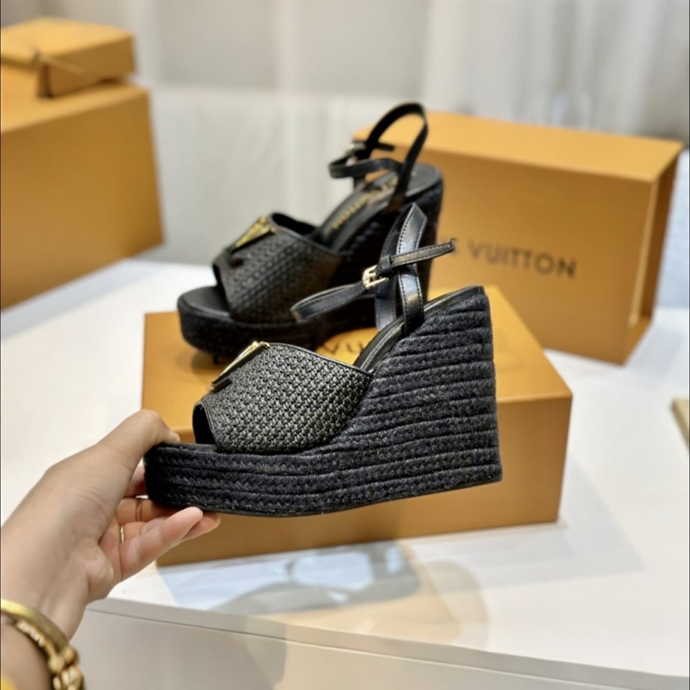 L0vis Vvtt0n Mare Wedge Sandals Black 1Ahllk