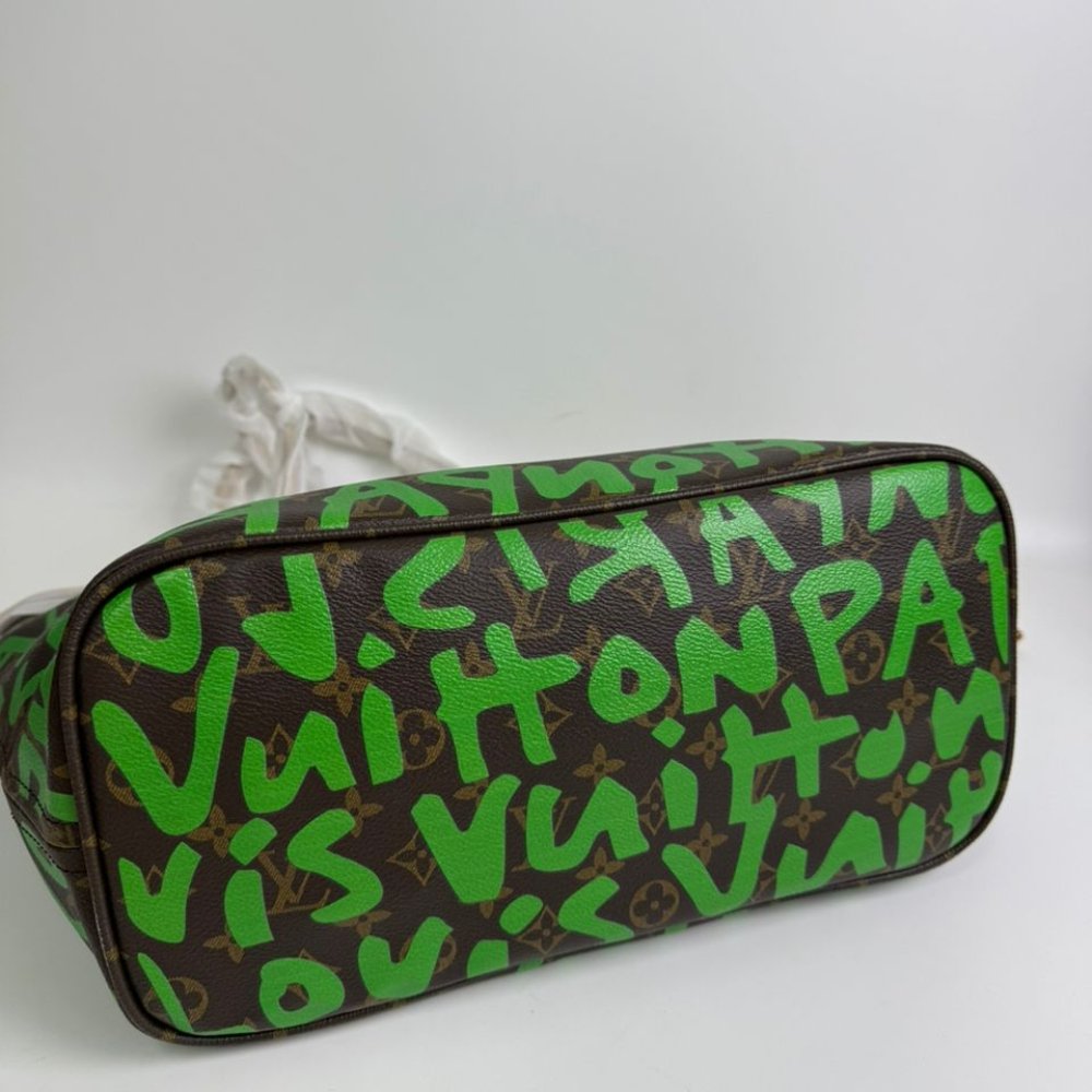 L0vis Vvtt0n Neverfull Mm Tote Bag Monogram Graffiti Green 33Cm M93703