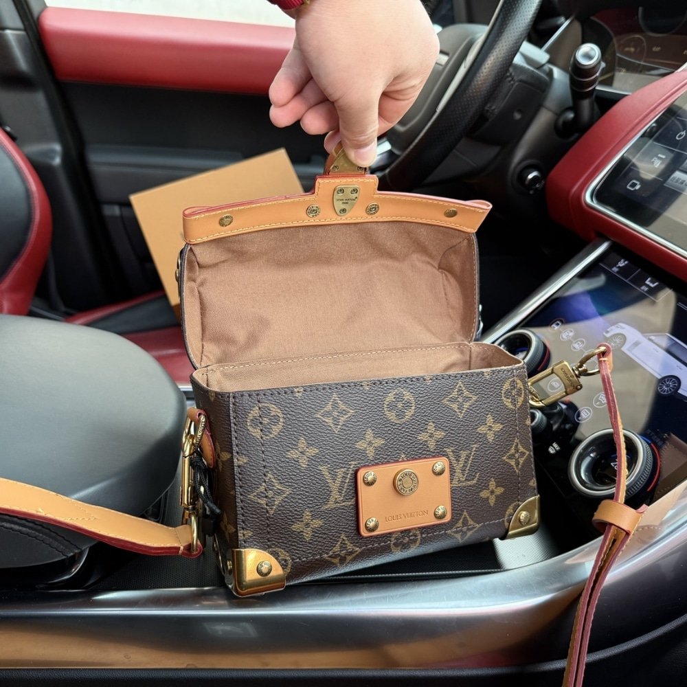 L0vis Vvtt0n Soul Trunk Monogram Dust Coated Canvas Brown 15Cm M11535