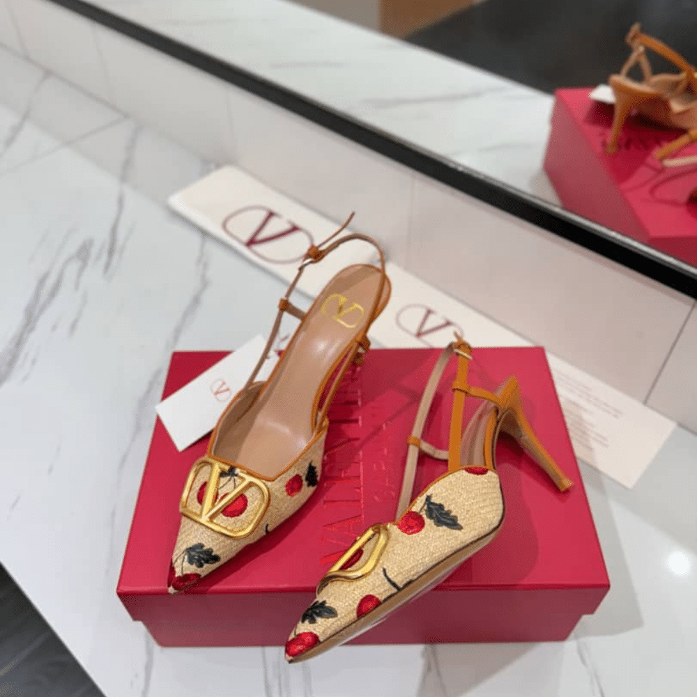 Va1e*ntin0 Vlogo Signature Slingback Pumps In Cherryfic Pattern Natural And Red 6W0S0R01Nnx 32H