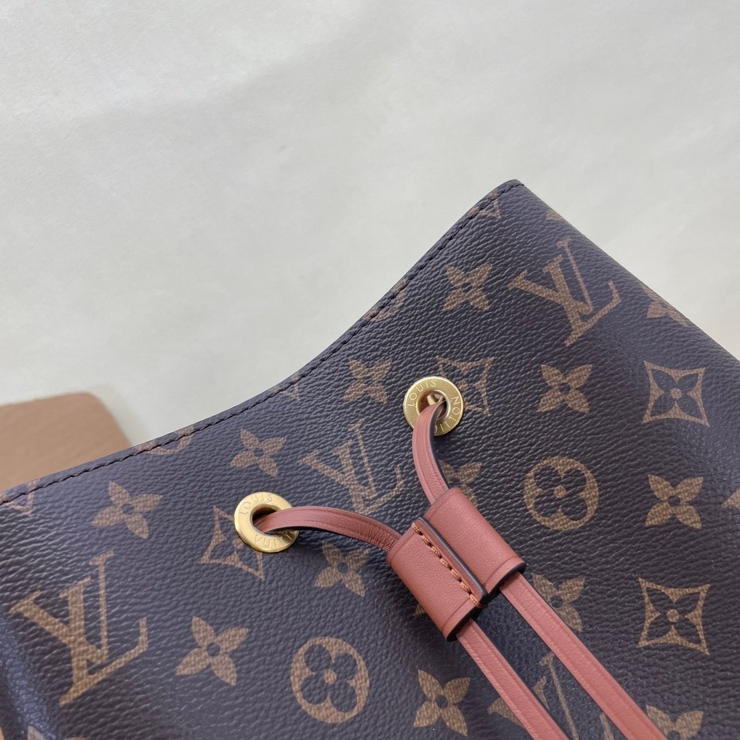 [S*per Vip 1:1] L0vis Vvtt0n Néonoé MM Brown 26Cm M44887