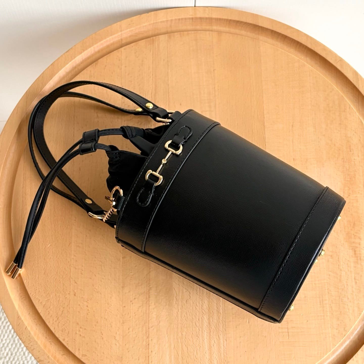 Gvc*1 Horsebit 1955 Small Bucket Bag Black 16Cm 637115 1Dbyg 1000