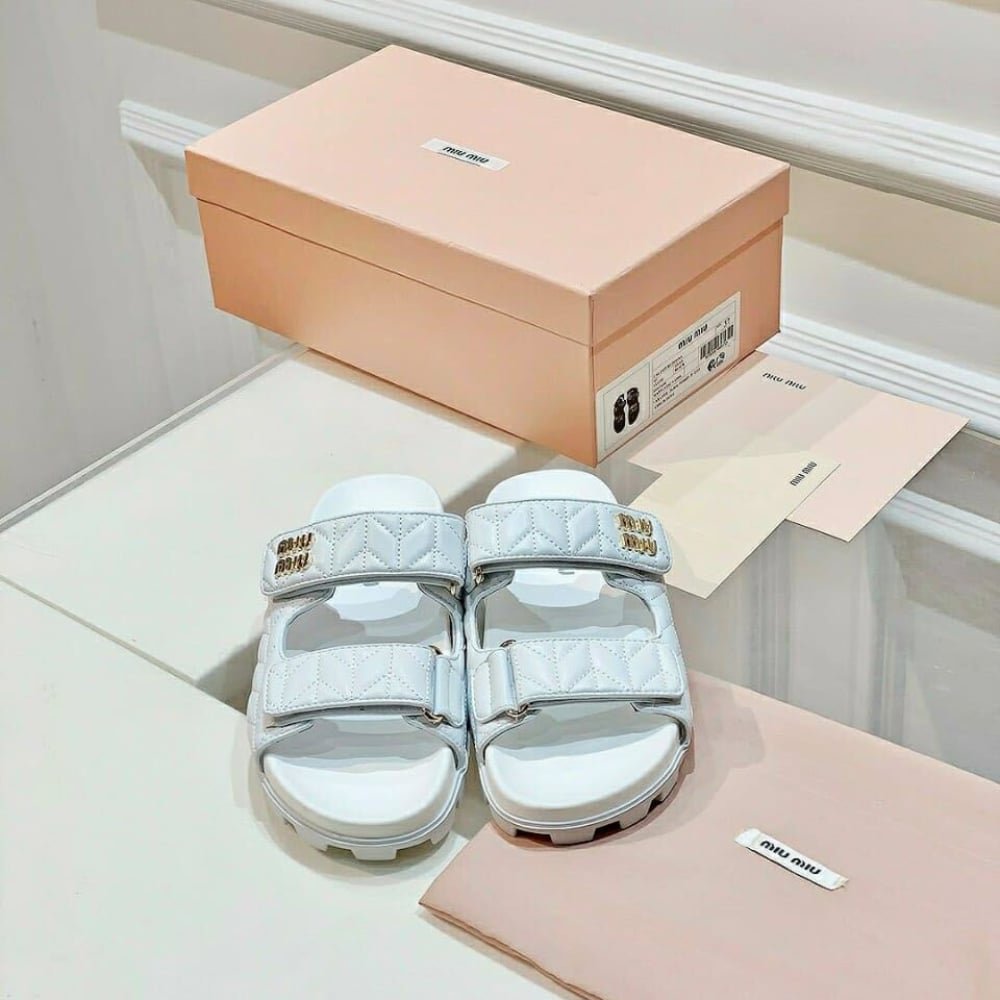 M1um1u Matelasse Nappa Leather Slides White 5Xx640 88T F0009 F 010