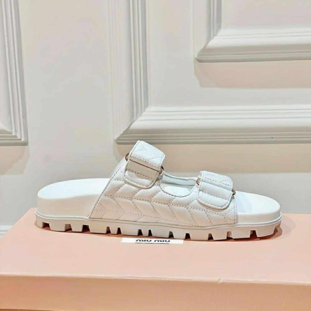 M1um1u Matelasse Nappa Leather Slides White 5Xx640 88T F0009 F 010
