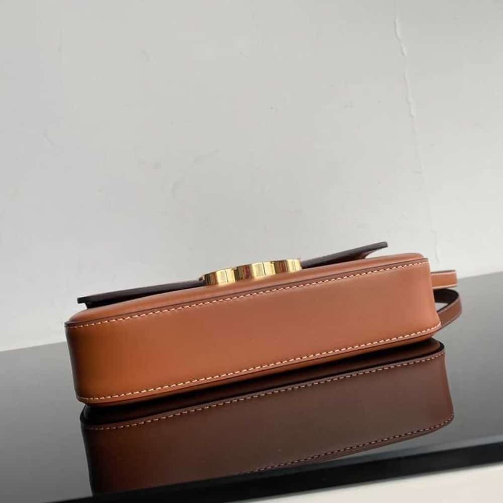 Ce1i*e Triomphe Shoulder Bag In Shiny Calfskin Brown 194143Bfn04Lu
