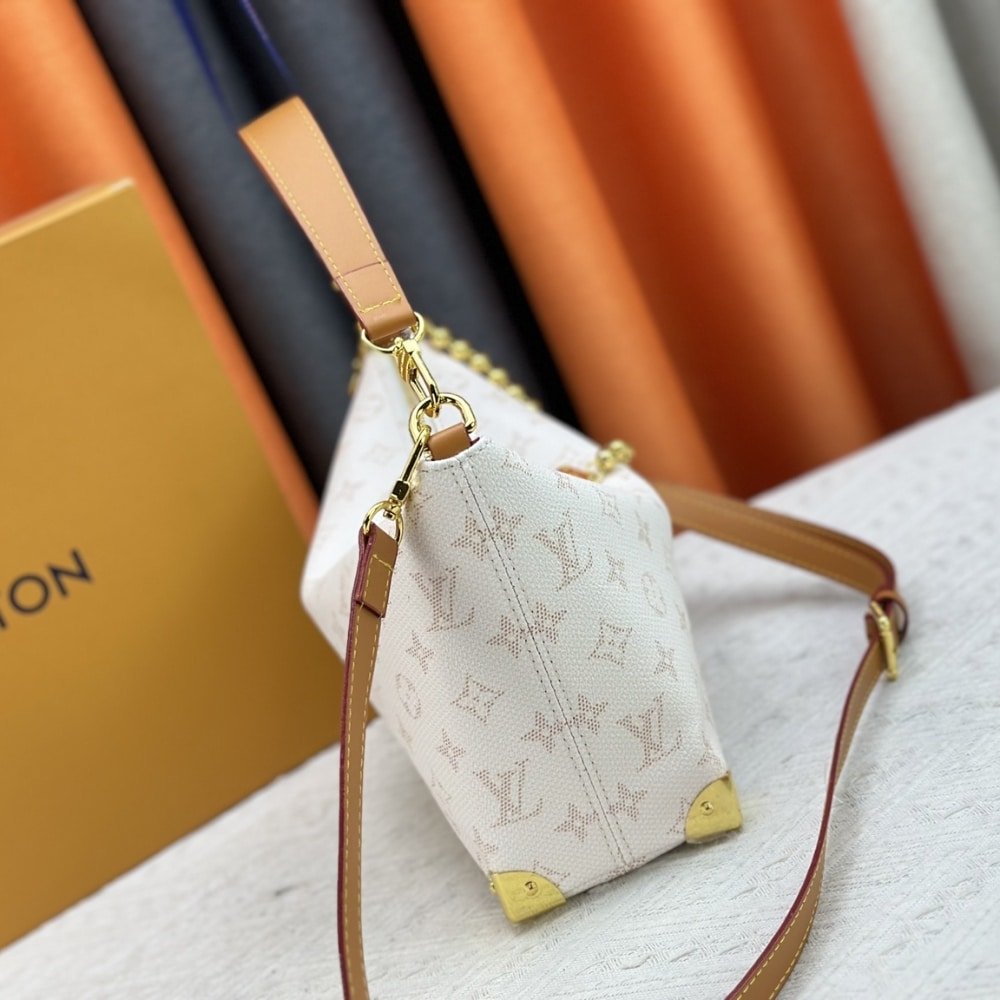 L0vis Vvtt0n Bobo Trunk Off White 32Cm M14661