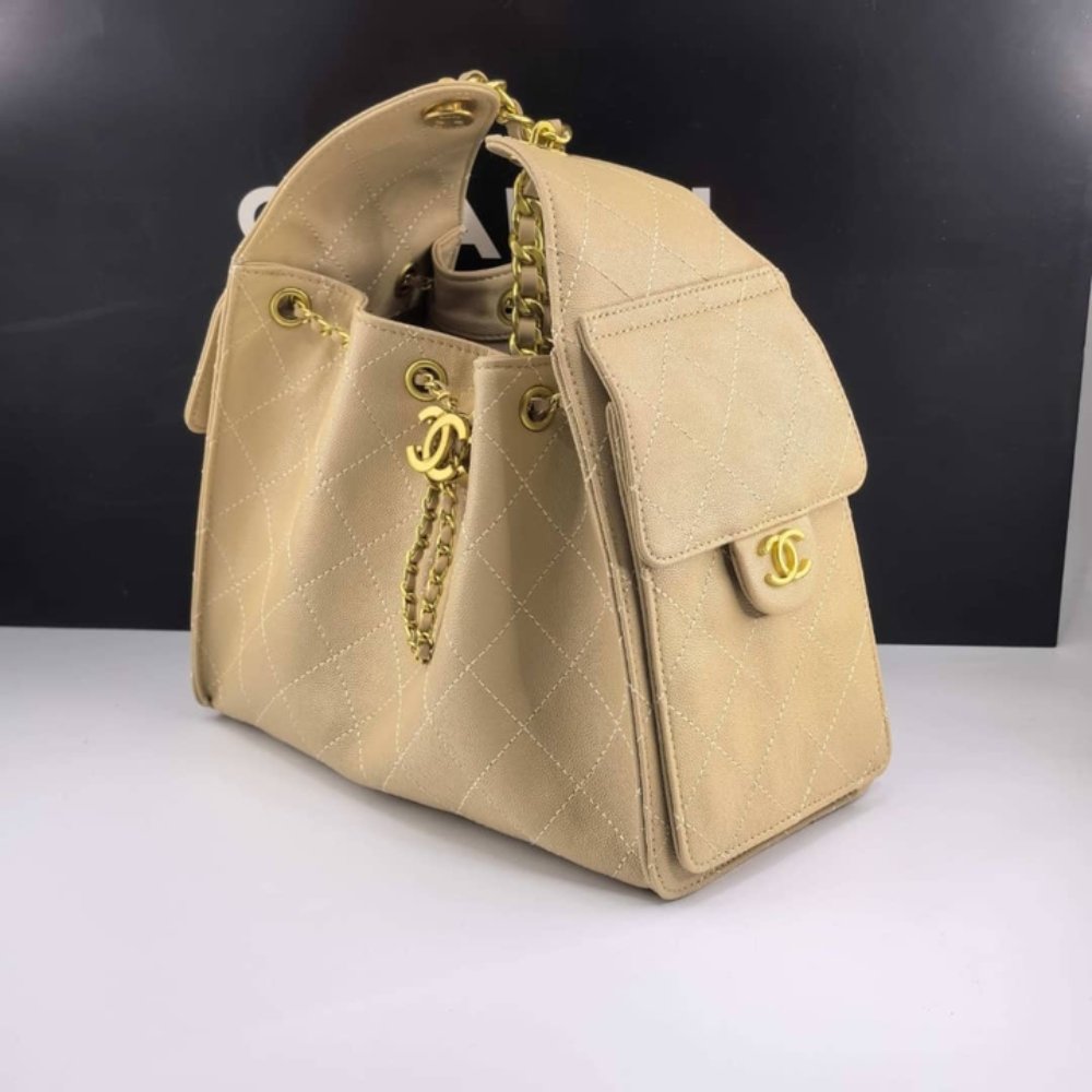 Ch**el 25 Small Handbag Grained And Gold Tone Metal Beige 26Cm