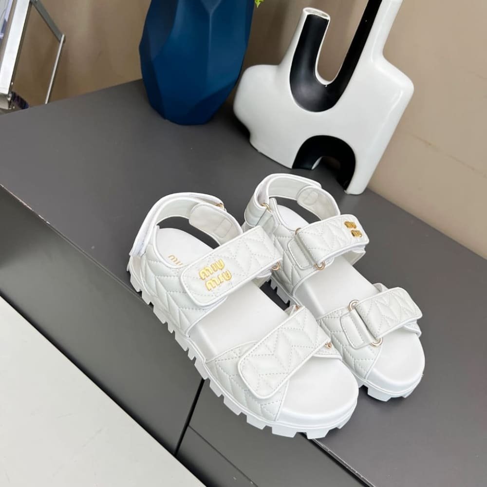 M1um1u Sporty Matelasse Nappa Leather Sandals White 5X135E 88T F0009 F 010